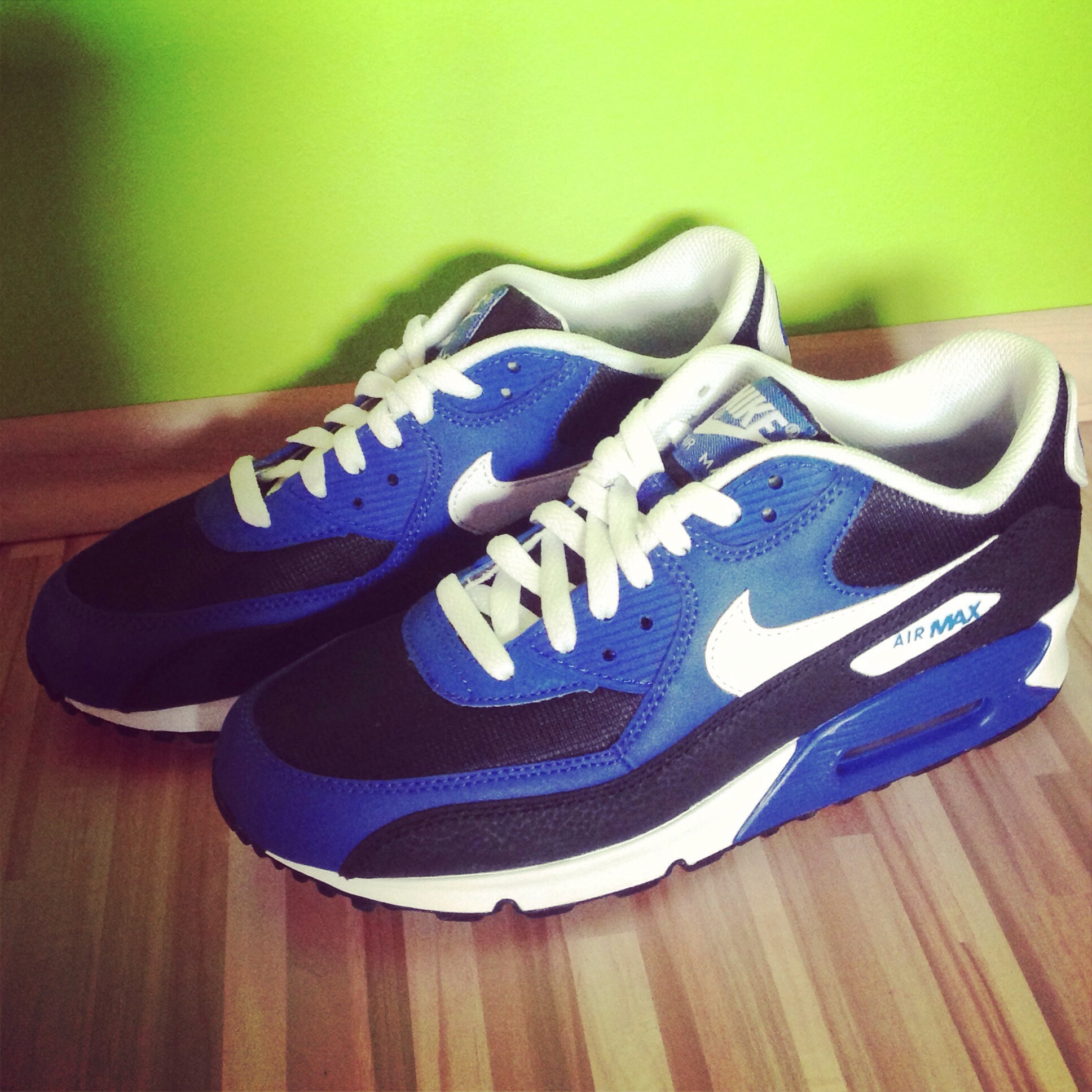 build your own air max